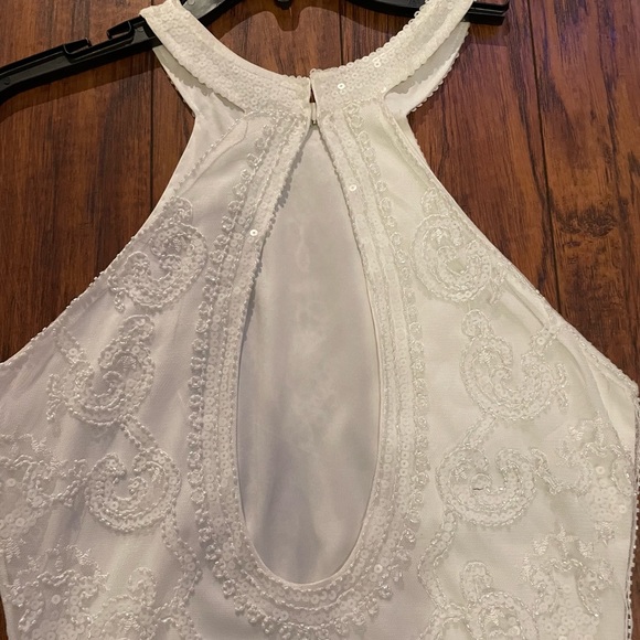 NWT White Beaded Fitted Dress with Fringe & Sequin Detail - Picture 6 of 11